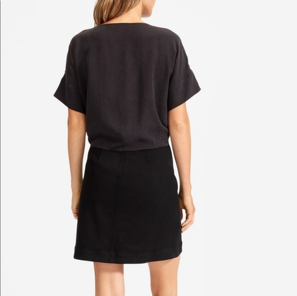 EVERLANE The Cupro Tie Front Black Lightweight Top Capsule Wardrobe - Picture 2 of 9
